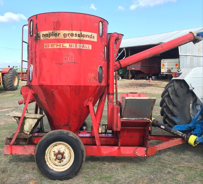NAPIERS GRASSLANDS GHEL HAMMER MILL / MIXER 50 FOR SALE Livestock